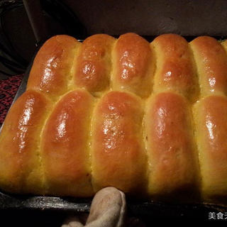 黑豆沙小面包