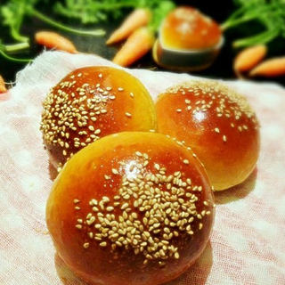 胡萝卜芝麻餐包