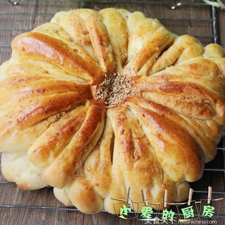 花朵肉松面包