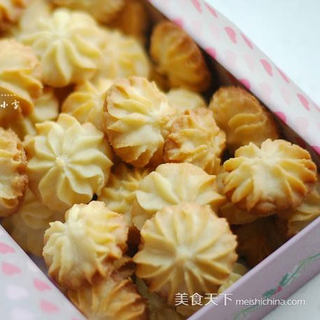 杏仁牛油小花曲奇