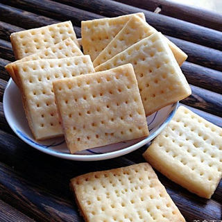 甜味苏打饼干