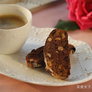意式葡萄干花生硬饼