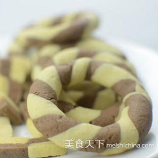 “手镯”双色饼干