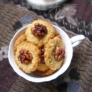 合家团圆幸福小酥饼——核桃燕麦饼干