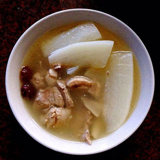 酸萝卜老鸭汤