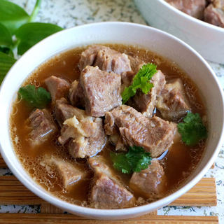 牛肉煲