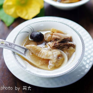 红枣土鸡汤