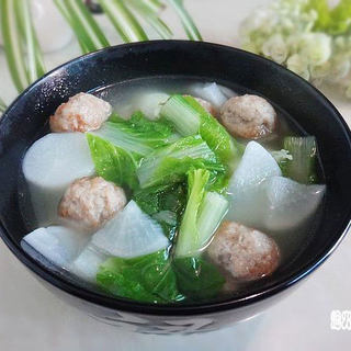 肉丸青菜萝卜汤
